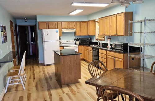 Lakeside Cottage | 645 Sycamore in Lakeside