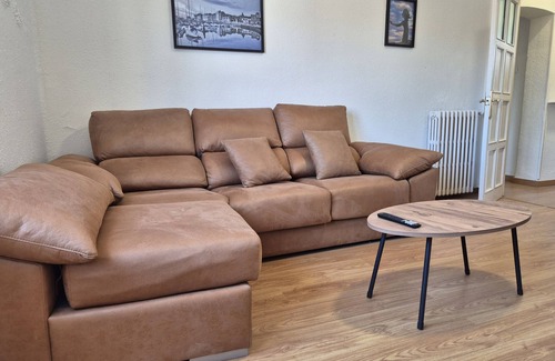 Las Campas y San Claudio Apartment | 648C2 Apartamento Mareval