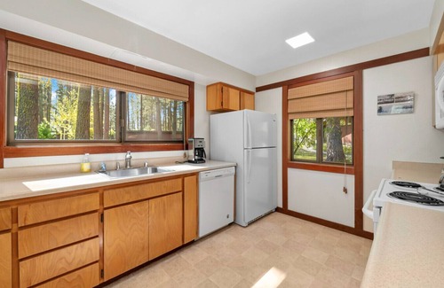Graeagle Condo | #65 Graeagle Meadows