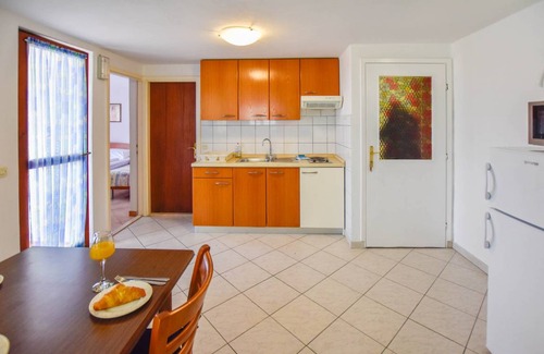 Pakostane Apartment | 65 m² Apartment ∙ 1 bedroom ∙ 5 guests