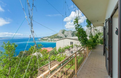 Omis Apartment | 65 m² Apartment ∙ 2 bedrooms ∙ 6 guests