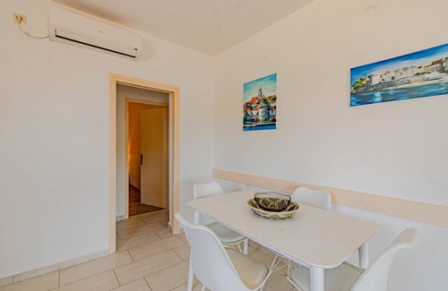 Cove Tri Zala (Zrnovo) Apartment | 66 m² Apartment ∙ 3 bedrooms ∙ 6 guests