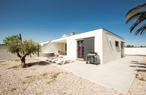 Argeles-sur-Mer House | 66A5 - Massane, cottage au coeur des vignes - jacuzzi - jardin