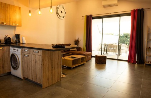 Argeles-sur-Mer House | 66A6 - Canigou, Gite de charme au coeur des vignes avec jacuzzi