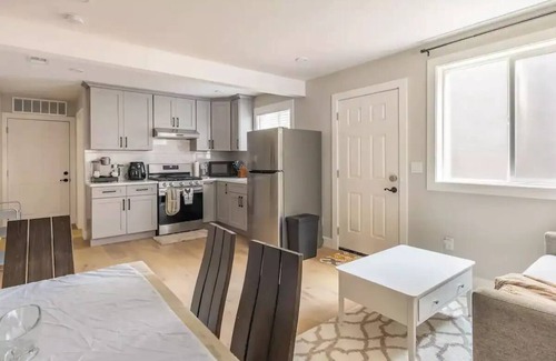 Southern Hills House | 67 Alta Vista Way