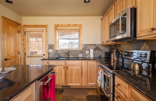 Tabernash House | 67 Fireweed with private hot tub
