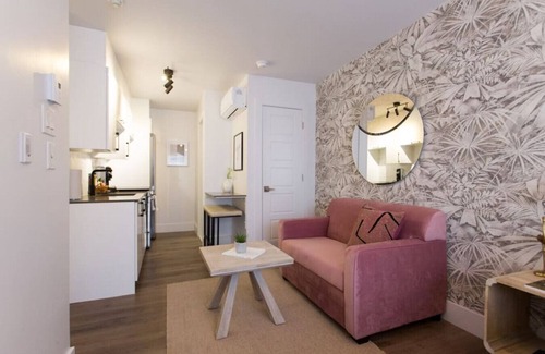 Little Italy Apartment | 6768 - 302 · Perfect Business Trip Studio with Full Amenities by Denstays
