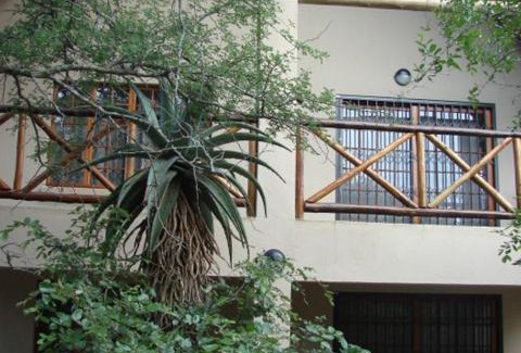 Marloth Park Cabin | 677Hornbill