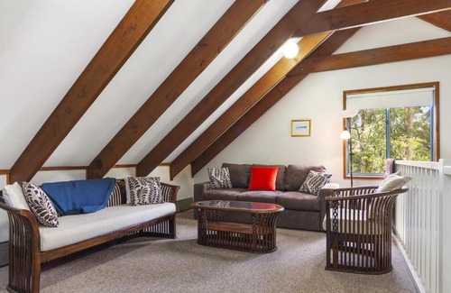 Mossy Point House | 67A Annetts Parade, Mossy Point