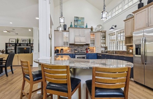Heritage Woods House | 68 Heritage Road ~ Stunning Lagoon & Harbour Town Golf Views! 2 Master Suites!