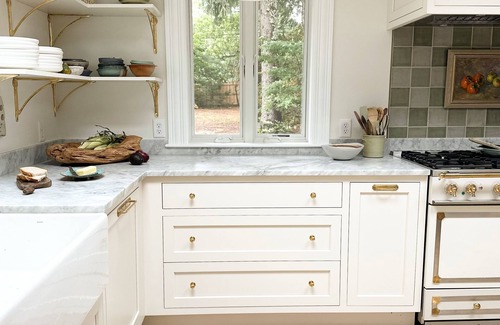 Vineyard Haven House | 6bedroom, 4bath, chefs kitchen, central air, ping pong, walking distance to town