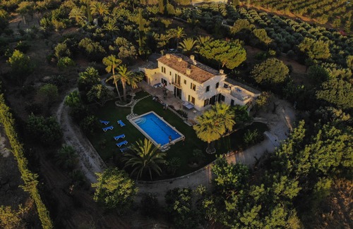 Consell Villa | 6bedroom+6bathroom, Alaró, Train, AC, Wifi, Big Pool, BBQ, Sierra Tramuntana