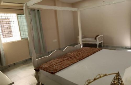 Hyderabad Villa | 6BHK AC Home for families in Prime Loc Hyderabad