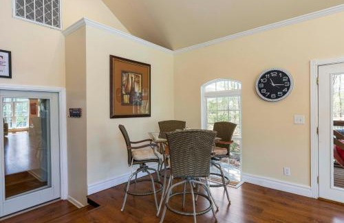 Alexander City House | 6br 3ba Lake Front Home