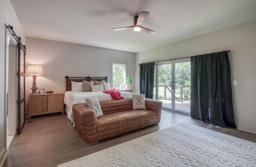 Lake Oconee House | 6br 5ba Luxe Waterfront Stay Uga Fall Getaway