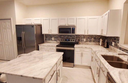 Solana House | 6br 6ba Luxury Villa is Perfect for Your Vacation!
