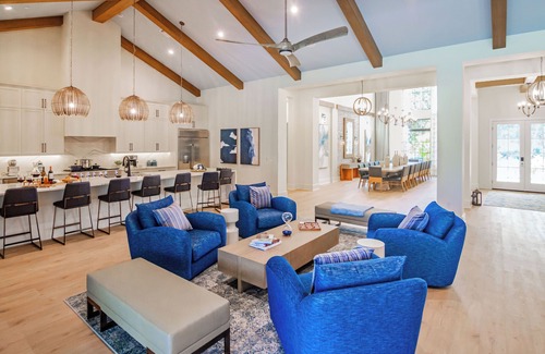 West Kissimmee House | 6BR+Game Room~ Pool, Fire Pit ~ Golf Course ~By Magic Kingdom~Orange Lake Resort