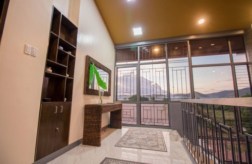 Coron Villa | 6BR Private Villa w/Access to Penthouse & Sweeping Mountain Views!