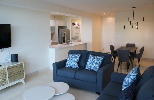 Playa Bonita Village Apartment | 6E Floor to Ceiling Oceanview Resort Panama