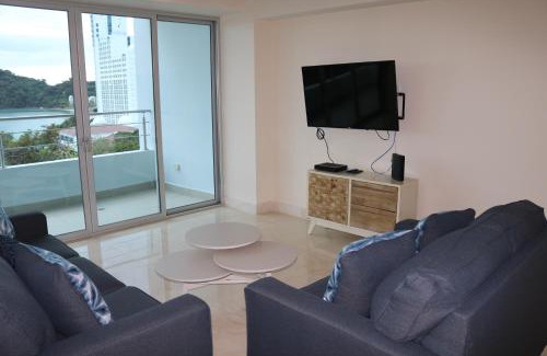 Playa Bonita Village Apartment | 6E Floor to Ceiling Oceanview Resort Panama