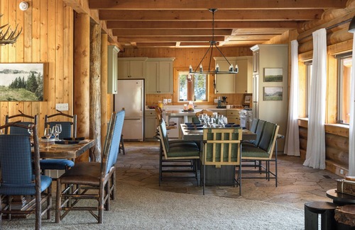 Kamas Cabin | 6K Sq ft Lodge sleeps 34 on 20 secluded acres in Beautiful Oakley