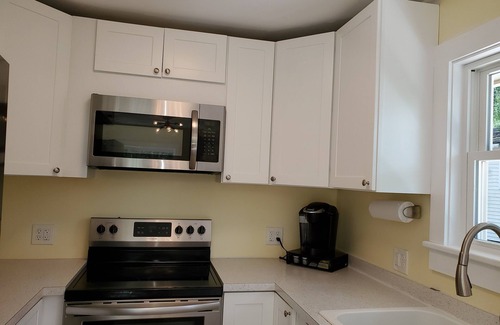 Ashford House | 6mi to UConn; Peaceful Country Family Home
