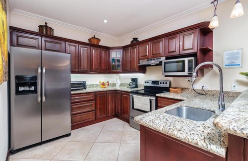 Playa Flamingo House | 6th-Floor Ocean-View 3BD with TV in Every Room