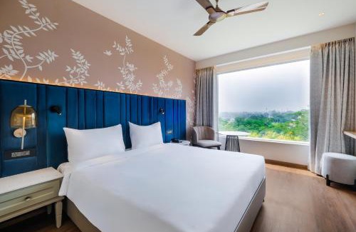 Amer Fort Road Hotel | 7 Apple Hotel Jal Mahal, Jaipur