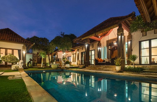 Nusa Dua Villa | 7 Bdr - Last Minute Deal 50%+ OFF! Nusa Dua