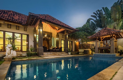 Nusa Dua Villa | 7 Bdr - Last Minute Deal 50%+ OFF! Nusa Dua