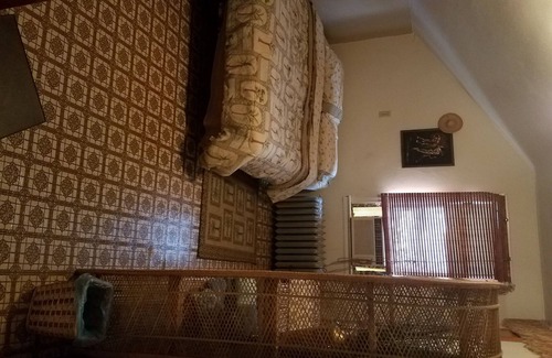 Strasburg House | 7 Bed/2 Bath House...rent the house or just a room