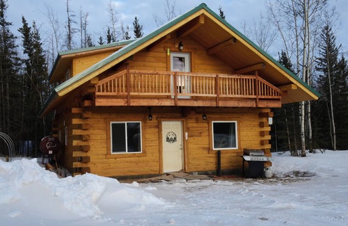 Deltana Cabin | 7 bed cabin in Delta Junction with WiFi