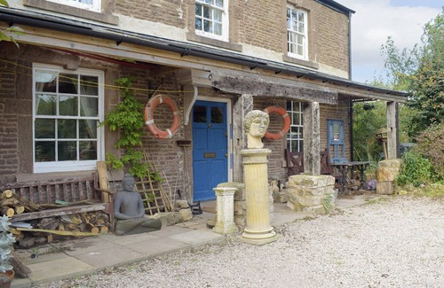 Redbrook Cottage | 7 bedroom accommodation in Whitchurch