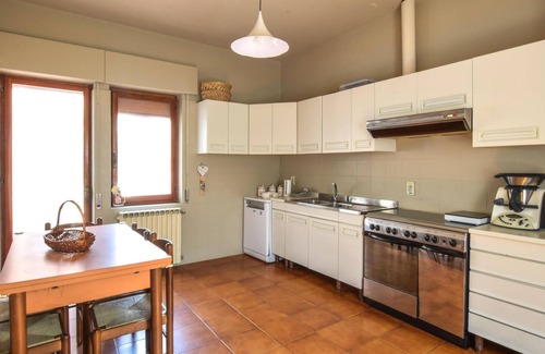 Bocale House | 7 bedroom accommodation in Lazzaro