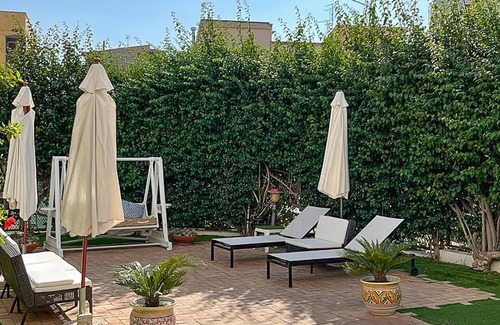 Bocale House | 7 bedroom accommodation in Lazzaro