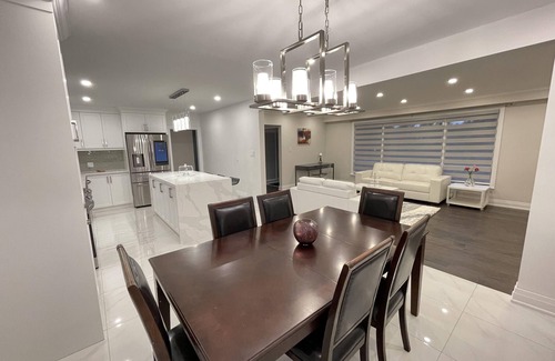 Scarborough House | 7 Bedroom and 6 washroom House with 2 kitchen and 2 laundry and a huge backyard