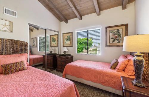 Balboa Peninsula House | 7 Bedroom Oceanfront Triplex Building