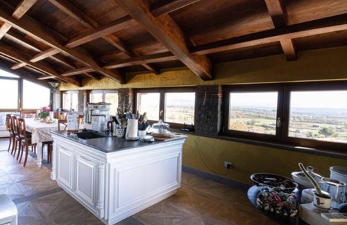 Monterosi House | 7 Bedroom Private vacation home in Monterosi