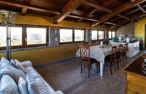 Monterosi House | 7 Bedroom Private vacation home in Monterosi
