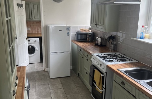 Morpeth Cottage | 7 Bedroom rustic Cosy Cottage in the Heart of Morpeth, gateway to Northumberland
