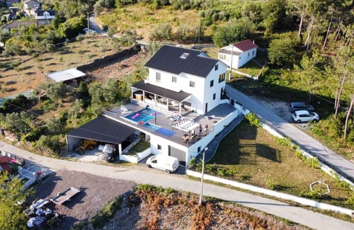 Vinho Villa | 7 Bedroom Villa in Vila Real
