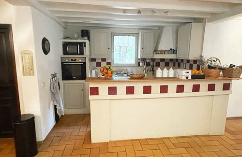 Le Val Villa | 7 bedroom villa, swimming pool and tennis court in Provence verte