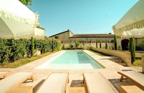 Gontaud Cottage | 7 bedrooms - 7 bathrooms.1h from Bordeaux. Heated pool