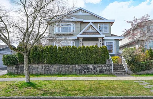 Riley Park-Little Mountain Hotel | 7 Bedrooms in the Heart of Vancouver