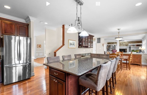 Dayton House | 7 BR 42 Mi. Fr. Washington, Frederick, HarpersFerry