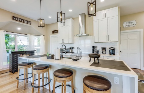 Highland Lake Estates House | 7 BR Lakefront Estate-sleeps 14 adults+6/8 kids,boat dock,cliff jump+kayaks