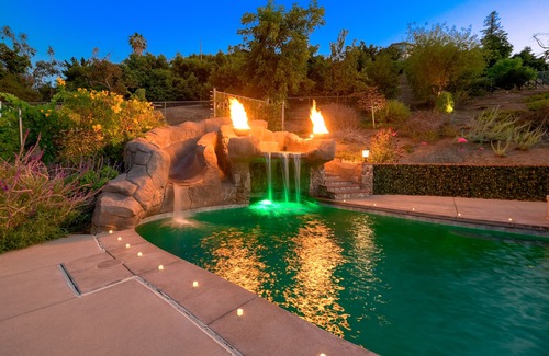 El Cajon House | 7 BR Rockstar Villa! Swim Up Bar + Heated Pool/Jacuzzi, Slide, Waterfall +Views!