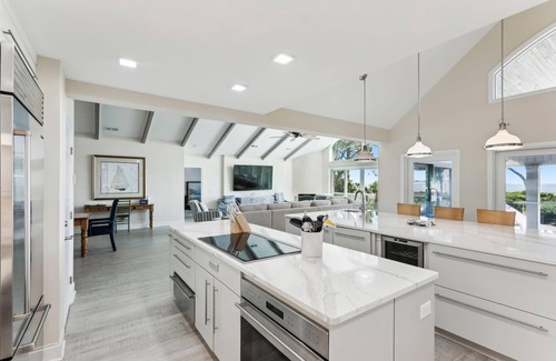 South Beach House | 7 Brown Pelican ~ Direct Ocean Front Home with Pool and Putting Green