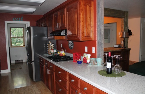 Iron Horse House | 7 Days - 6 nights! EXPLORE LOST SIERRA @ FOREST & FARM on biodynamic farmsteadn