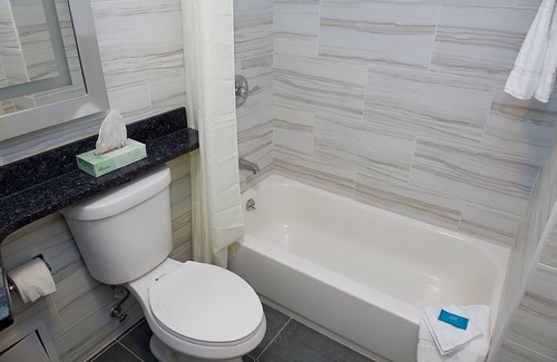 Castle Hill Hotel | 7 Days Hotel Bronx